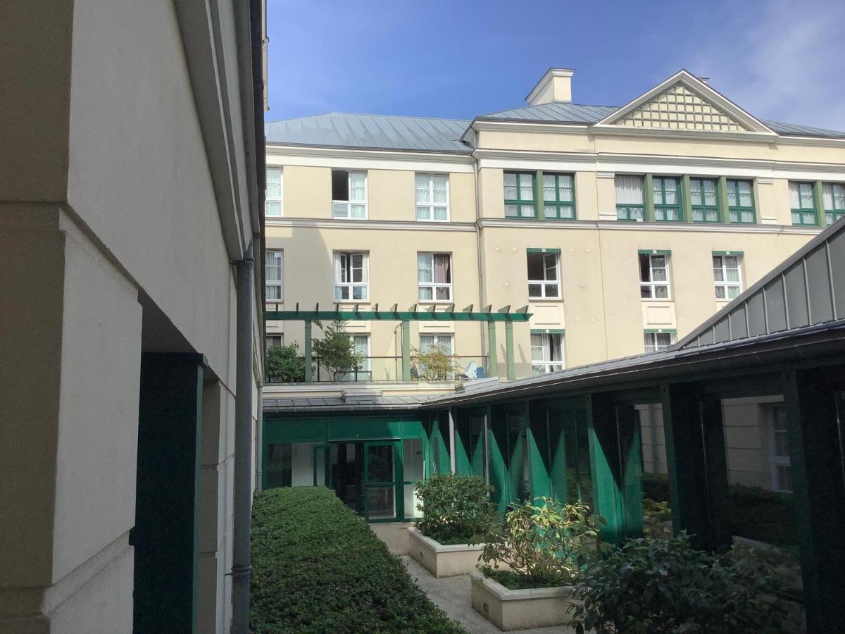 Immodely & La Magie De Disney Serris Exterior foto